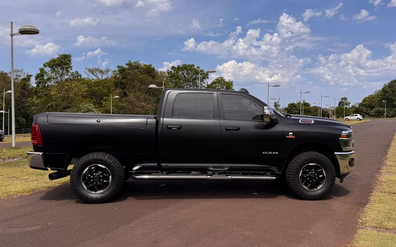 imagem-https://www.socarrao.com.br/sc-vehicle-images-prod/4423864/1792689706418-V2hhdHNBcHAgSW1hZ2UgMjAyNi0xMC0yMSBhdCAxNC41OS41OCAoMikuanBlZw.jpeg