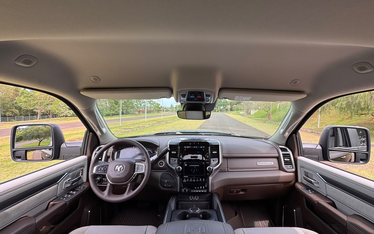 imagem-https://www.socarrao.com.br/sc-vehicle-images-prod/4423864/1792689706642-V2hhdHNBcHAgSW1hZ2UgMjAyNi0xMC0yMSBhdCAxNC41OS41OSAoMikuanBlZw.jpeg