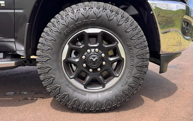 imagem-https://www.socarrao.com.br/sc-vehicle-images-prod/4423864/1792689706824-V2hhdHNBcHAgSW1hZ2UgMjAyNi0xMC0yMSBhdCAxNS4wMC4wMCAoMikuanBlZw.jpeg