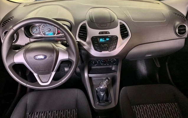 imagem-https://www.socarrao.com.br/sc-vehicle-images-prod/4423869/1792782586597-8556207_6_B_0b55967d72.jpeg