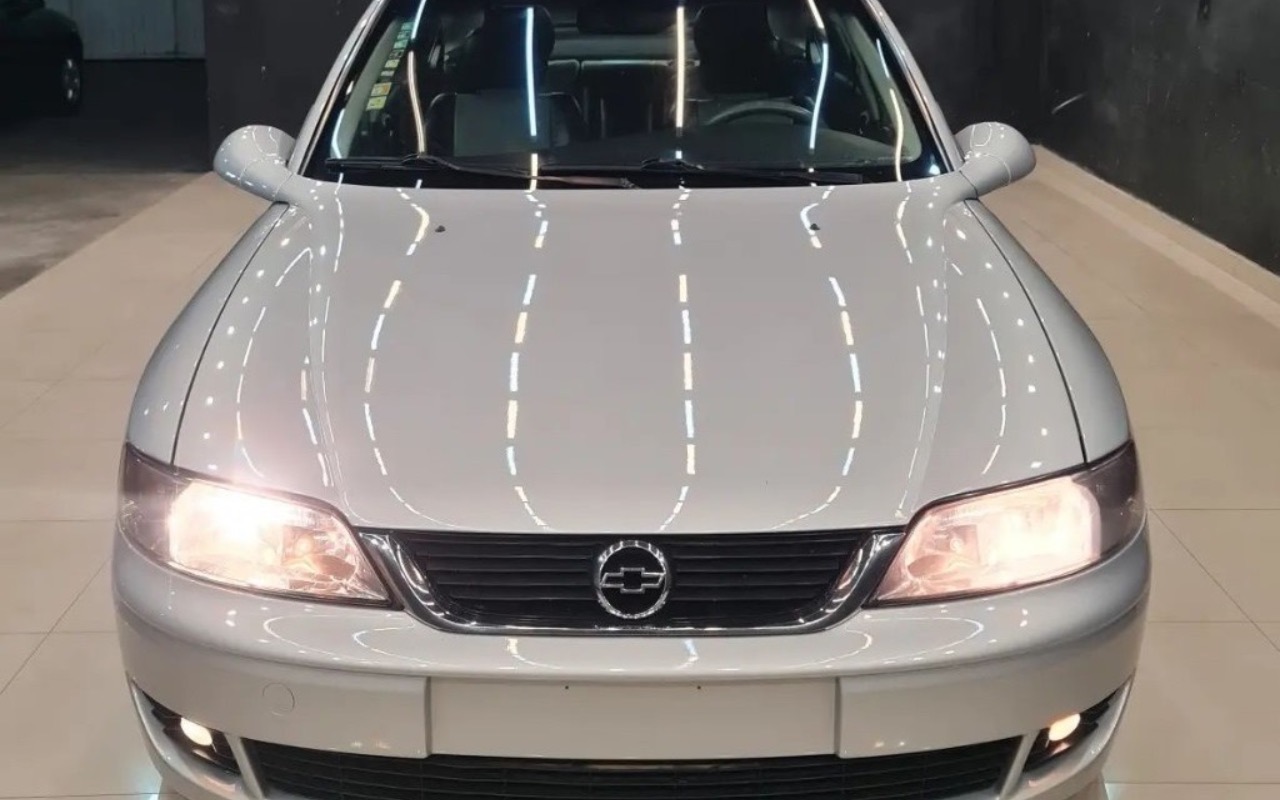 imagem-https://www.socarrao.com.br/sc-vehicle-images-prod/4423874/1792690482369-OGE4MDZmZGQtZjM0ZS00MDQwLWEzNWMtZTA5YWM2MDFkODAwLmpwZWc.jpeg