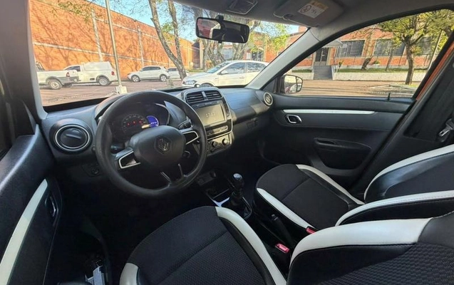 imagem-https://www.socarrao.com.br/sc-vehicle-images-prod/4423898/1792690042646-8589743_8_B_a560971956.jpeg