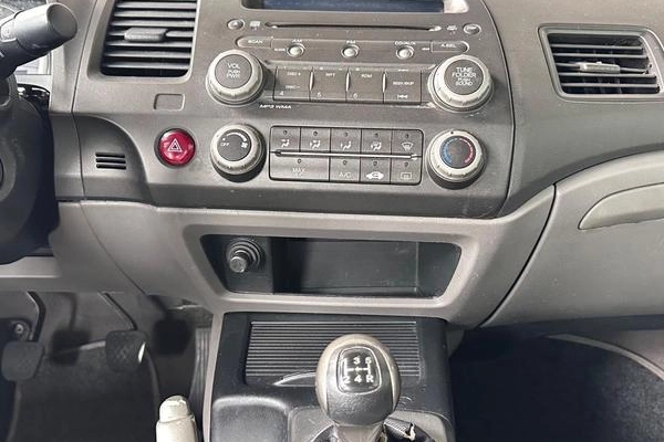 imagem-https://www.socarrao.com.br/sc-vehicle-images-prod/4423907/1792690078435-8596215_16_B_361580bd1c.jpeg