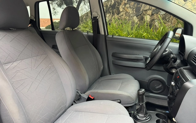 imagem-https://www.socarrao.com.br/sc-vehicle-images-prod/4423911/1792693190446-003_69728c1df864e5ac08637de6a04fd96c.jpg