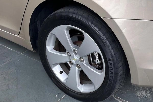 imagem-https://www.socarrao.com.br/sc-vehicle-images-prod/4423918/1792690155959-8596255_7_B_c8e3f6c07d.jpeg