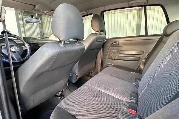 imagem-https://www.socarrao.com.br/sc-vehicle-images-prod/4423919/1792690160809-8586030_17_B_5eece44aa7.jpeg