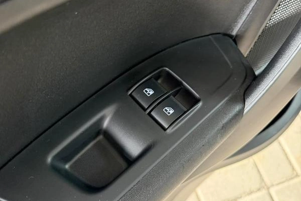 imagem-https://www.socarrao.com.br/sc-vehicle-images-prod/4423928/1792695286252-8596373_15_B_654acc3cd3.jpeg