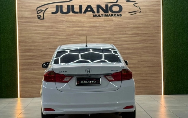 imagem-https://www.socarrao.com.br/sc-vehicle-images-prod/4423936/1792690357710-qrcynVX4ZQYK1qzWdt6dtl6Kczqg0Wiz.jpg