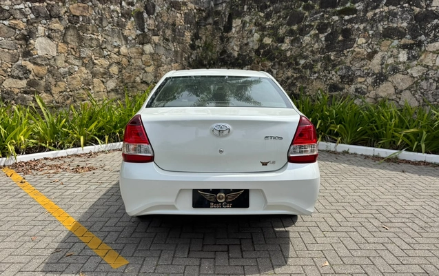 imagem-https://www.socarrao.com.br/sc-vehicle-images-prod/4423990/1792690674478-003_8595f32e30c0cc9977fa3e66b2be6946.jpg