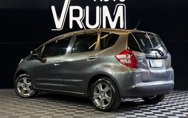 imagem-https://www.socarrao.com.br/sc-vehicle-images-prod/4424013/1792690814576-4_023946.jpg