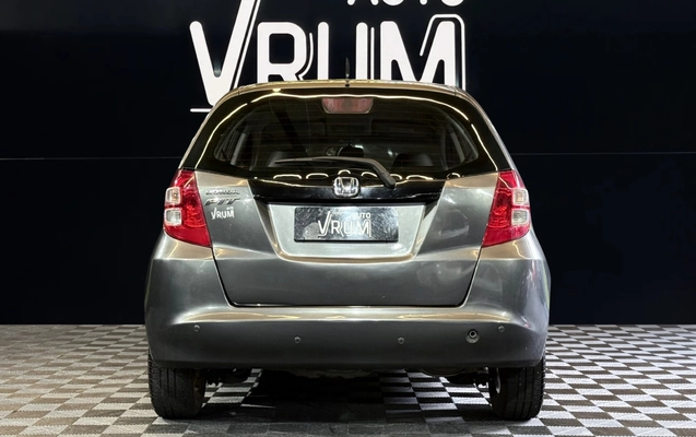 imagem-https://www.socarrao.com.br/sc-vehicle-images-prod/4424013/1792690814577-5_023946.jpg