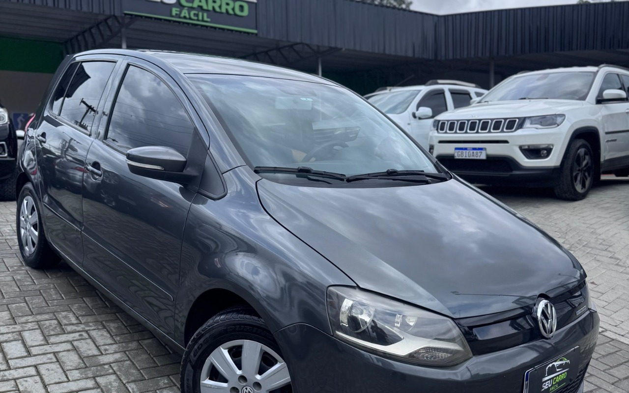 Volkswagen Fox 2013 Cinza — foto 1 de 3