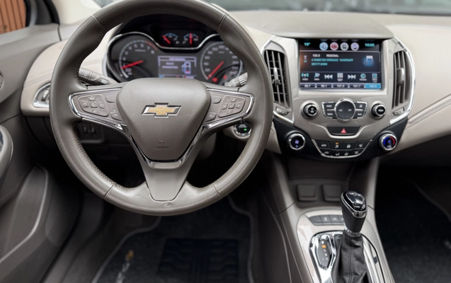 imagem-https://www.socarrao.com.br/sc-vehicle-images-prod/4424023/1792690966800-003_b395b40f336f95024136f19c829dde85.jpg