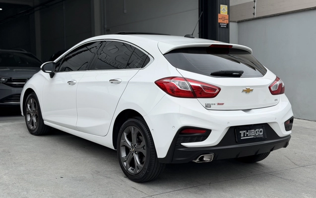 imagem-https://www.socarrao.com.br/sc-vehicle-images-prod/4424023/1792690966810-003_070630bf0345feceb11f6f18d570f4bd.jpg