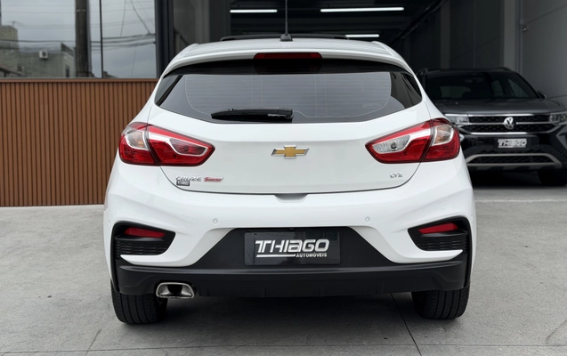 imagem-https://www.socarrao.com.br/sc-vehicle-images-prod/4424023/1792690966812-003_358ee82ef44114ca48bbe1702305da0a.jpg