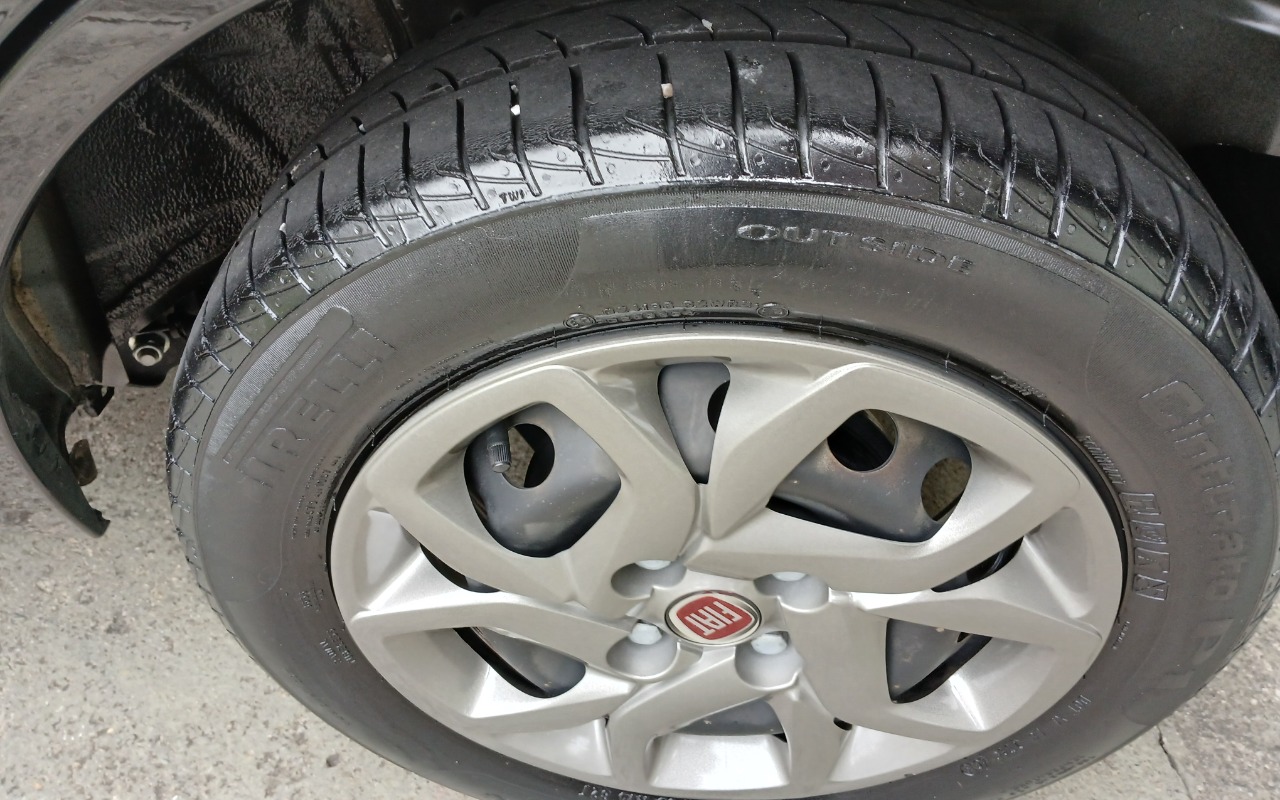 imagem-https://www.socarrao.com.br/sc-vehicle-images-prod/4424034/1792691152235-MTc5MjY5MDc1ODk0NjQxNTQ1MTE3Njg3OTU3NzIzMjkuanBn.jpg