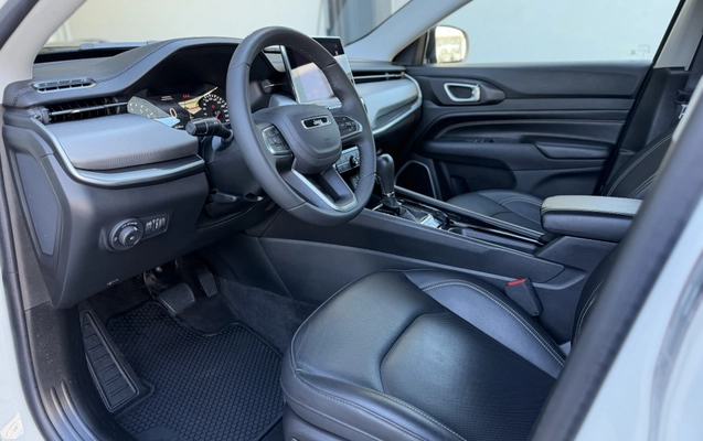 imagem-https://www.socarrao.com.br/sc-vehicle-images-prod/4424063/1792691328469-003_b4287f95838acef1c88eefc9bfce7375.jpg