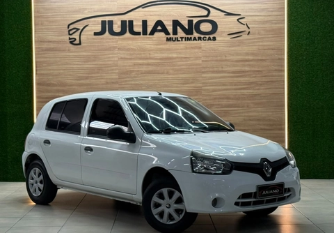 Renault Clio 2015 Branco — foto 1 de 3