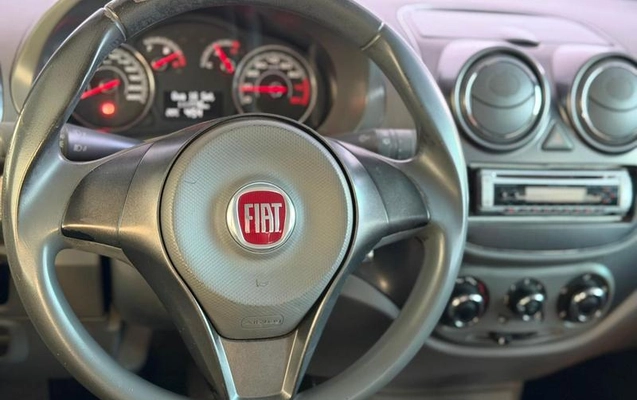 imagem-https://www.socarrao.com.br/sc-vehicle-images-prod/4424170/1792692252133-8595509_12_B_5d108824a3.jpeg