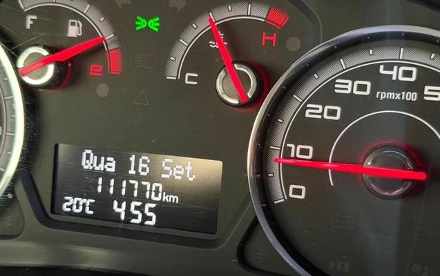 imagem-https://www.socarrao.com.br/sc-vehicle-images-prod/4424170/1792692252135-8595509_12_B_e5eb902665.jpeg