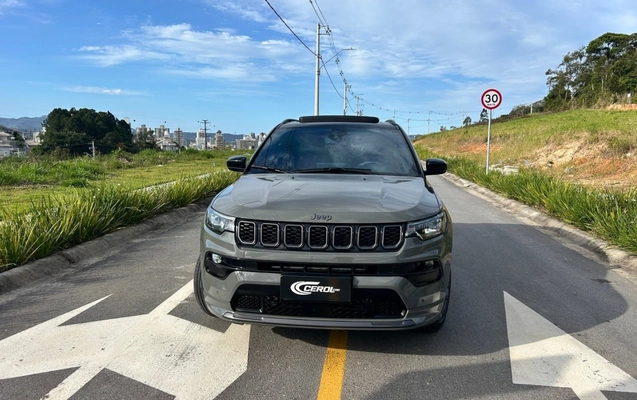 imagem-https://www.socarrao.com.br/sc-vehicle-images-prod/4424205/1792692408811-1_062123.jpg