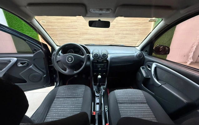 imagem-https://www.socarrao.com.br/sc-vehicle-images-prod/4424207/1792692418881-yYyFhuYLjYxZsef1ExYSVMhnPh58p9HG.jpg