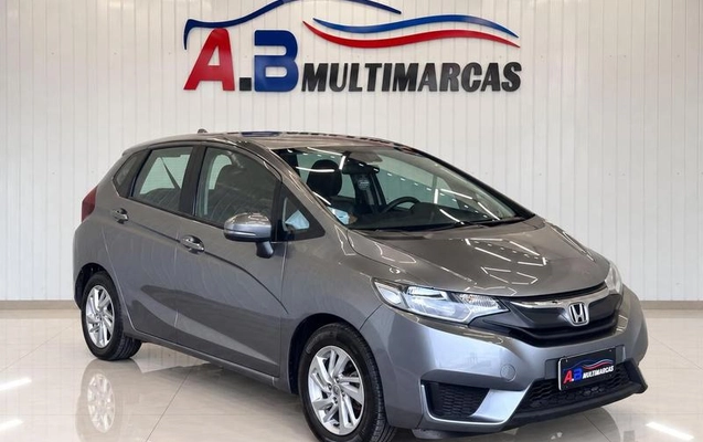 imagem-https://www.socarrao.com.br/sc-vehicle-images-prod/4424212/1792692443393-8595033_12_B_e027e45f00.jpeg
