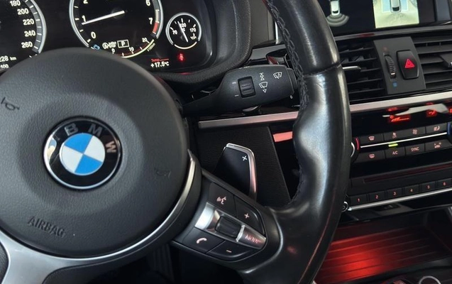 imagem-https://www.socarrao.com.br/sc-vehicle-images-prod/4424237/1792692667261-8596772_16_B_e52827cdf2.jpeg