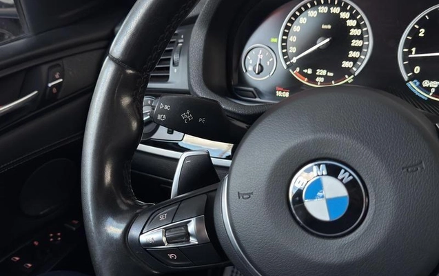 imagem-https://www.socarrao.com.br/sc-vehicle-images-prod/4424237/1792692667262-8596772_17_B_86bf2ac113.jpeg
