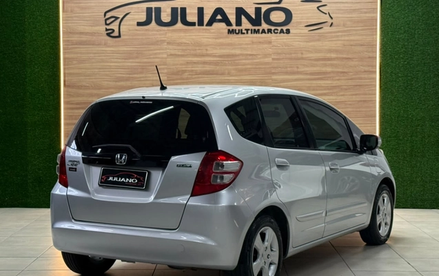 imagem-https://www.socarrao.com.br/sc-vehicle-images-prod/4424250/1792692795562-VuBlhmbJUp2nlZYL1k5ZSAyIoKgKAjuE.jpg