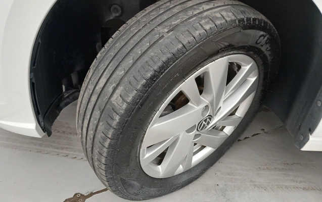 imagem-https://www.socarrao.com.br/sc-vehicle-images-prod/4424294/1792693158125-2_062908.jpg
