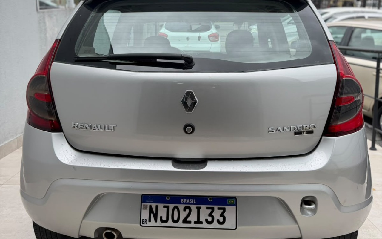 imagem-https://www.socarrao.com.br/sc-vehicle-images-prod/4424304/1792693210544-V2hhdHNBcHAgSW1hZ2UgMjAyNi0xMC0yMiBhdCAxNC40NS4xMCAoMSkuanBlZw.jpeg
