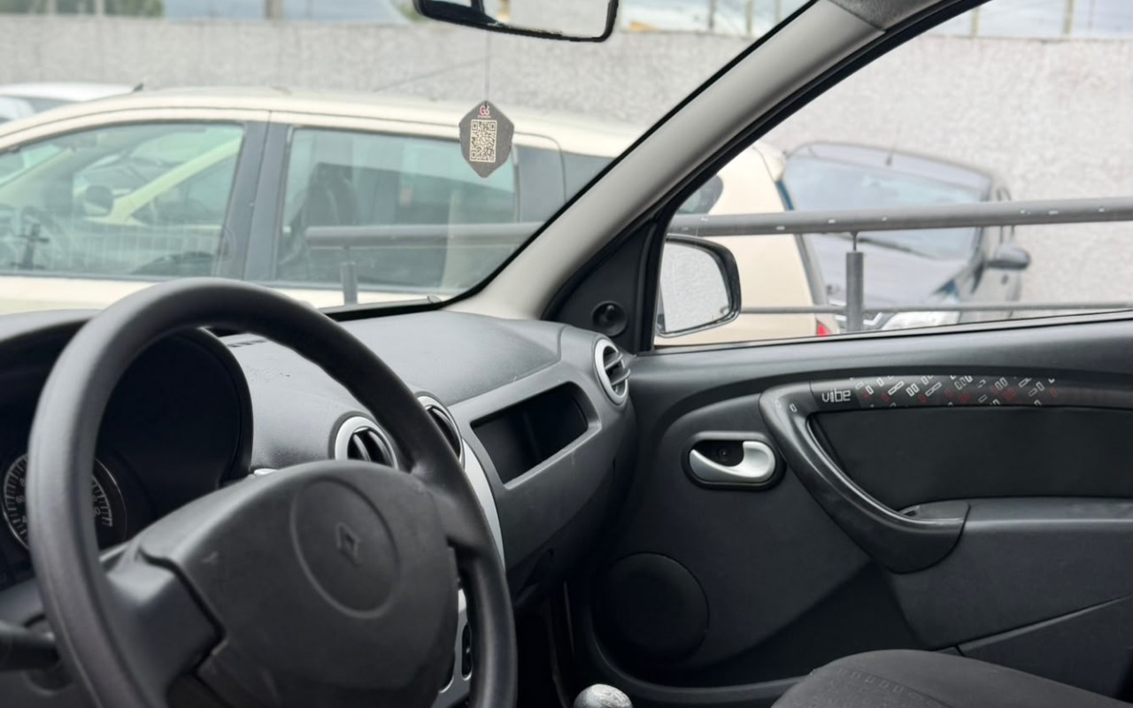 imagem-https://www.socarrao.com.br/sc-vehicle-images-prod/4424304/1792693210809-V2hhdHNBcHAgSW1hZ2UgMjAyNi0xMC0yMiBhdCAxNC40NS4xMSAoMSkuanBlZw.jpeg