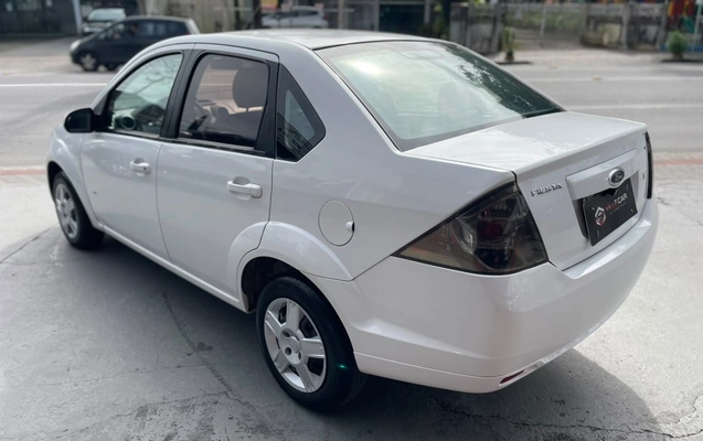 imagem-https://www.socarrao.com.br/sc-vehicle-images-prod/4424336/1792693388294-ed07adf163fb4e799f185fef60a97d16_1792693300360.jpg