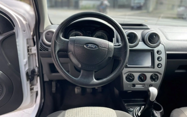 imagem-https://www.socarrao.com.br/sc-vehicle-images-prod/4424336/1792693388299-bbaab4d02bf3451488dd3b78cde1617a_1792693300451.jpg