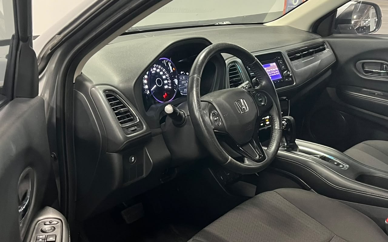 imagem-https://www.socarrao.com.br/sc-vehicle-images-prod/4424374/1792693730299-V2hhdHNBcHAgSW1hZ2UgMjAyNi0xMC0yMCBhdCAyMC4zMC41NiAoMykuanBlZw.jpeg