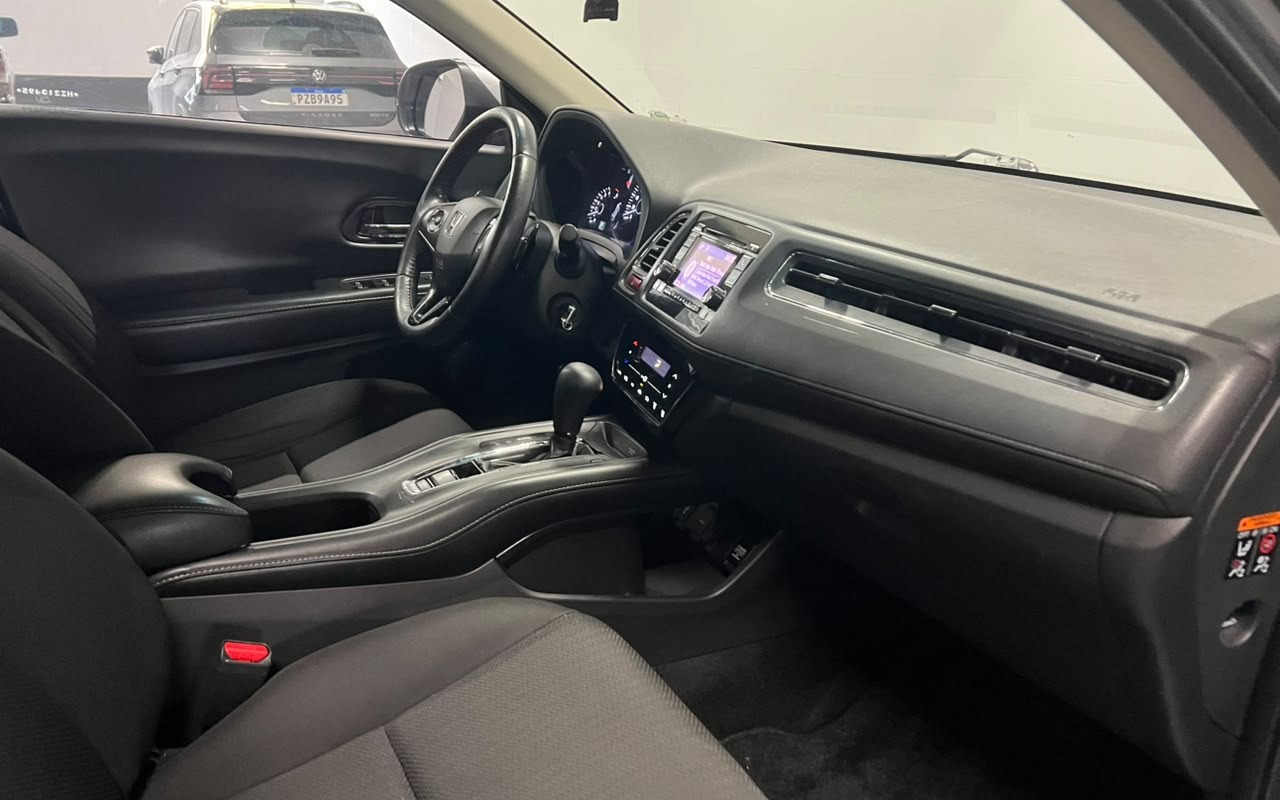 imagem-https://www.socarrao.com.br/sc-vehicle-images-prod/4424374/1792693730578-V2hhdHNBcHAgSW1hZ2UgMjAyNi0xMC0yMCBhdCAyMC4zMC41NyAoNCkuanBlZw.jpeg