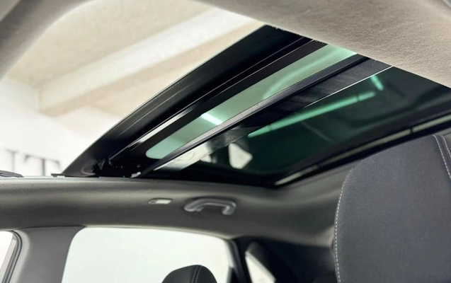 imagem-https://www.socarrao.com.br/sc-vehicle-images-prod/4424379/1792693813546-8596790_9_B_94b78e6ee8.jpeg