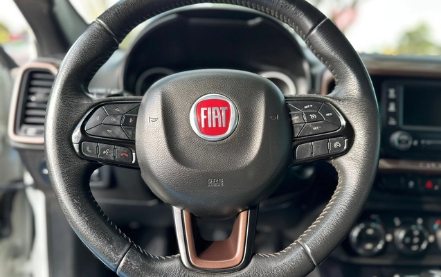 imagem-https://www.socarrao.com.br/sc-vehicle-images-prod/4424466/1792694396904-1f7614f7-ad44-4839-b201-6316d3e2a498.jpg
