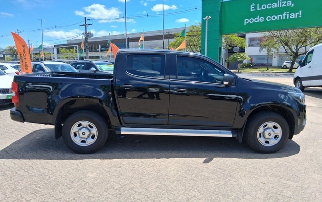 imagem-https://www.socarrao.com.br/sc-vehicle-images-prod/4424532/1792694963000-1_115917.jpg