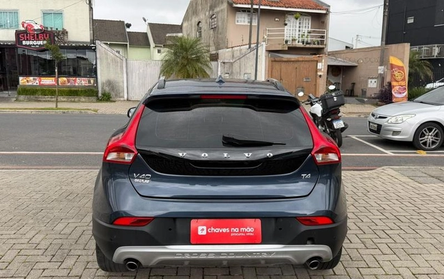 imagem-https://www.socarrao.com.br/sc-vehicle-images-prod/4424596/1792695997010-8590332_0_B_ad4b08b6bb.jpeg