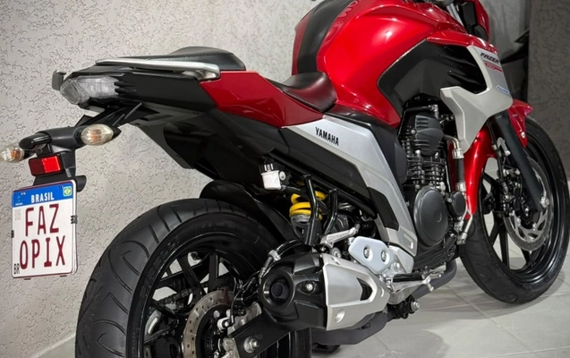 imagem-https://www.socarrao.com.br/sc-vehicle-images-prod/4424652/1792695969554-V2hhdHNBcHAgSW1hZ2UgMjAyNi0xMC0yMSBhdCAxNy4xNS4yMCAoMikuanBlZw.jpeg