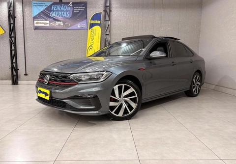 Volkswagen Jetta 2019 Cinza — foto 1 de 3