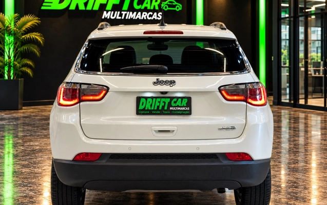 imagem-https://www.socarrao.com.br/sc-vehicle-images-prod/4424716/1792696314580-19_041145.jpg