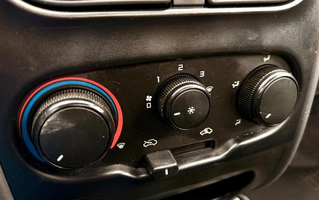 imagem-https://www.socarrao.com.br/sc-vehicle-images-prod/4424719/1792697552140-8597272_4_B_d072887730.jpeg