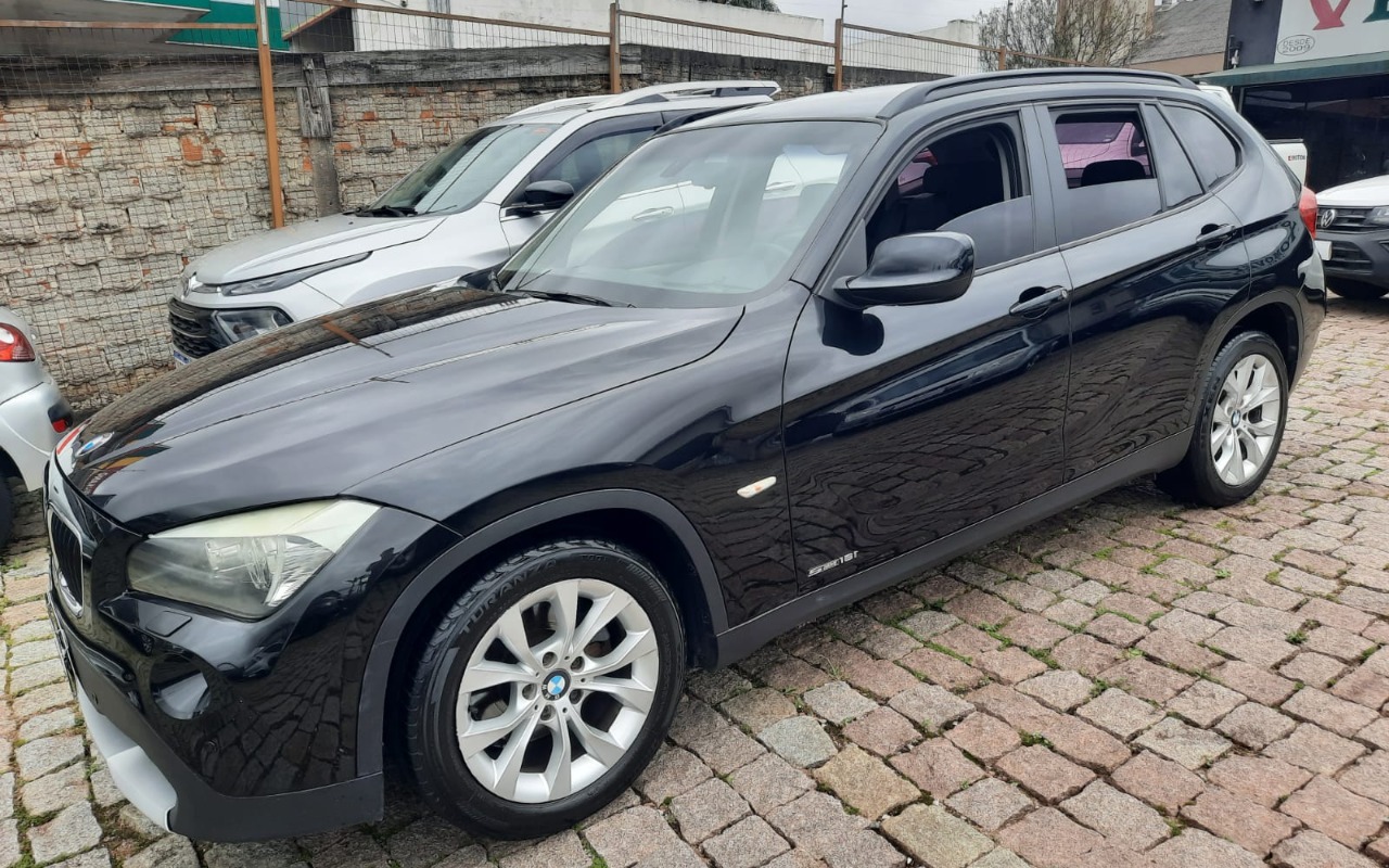 Bmw X1 2012 Preto — foto 1 de 3