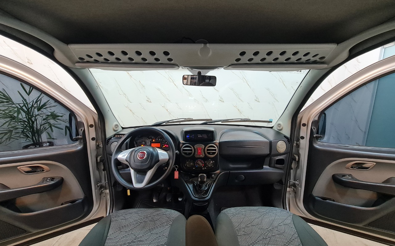 imagem-https://www.socarrao.com.br/sc-vehicle-images-prod/4424756/1792696670443-MTAuanBn.jpg