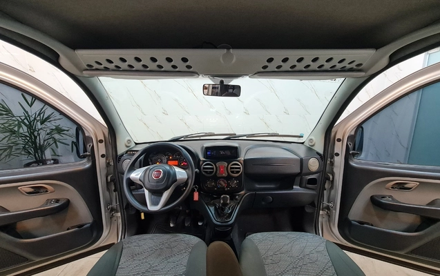 imagem-https://www.socarrao.com.br/sc-vehicle-images-prod/4424756/1792696670443-MTAuanBn.jpg