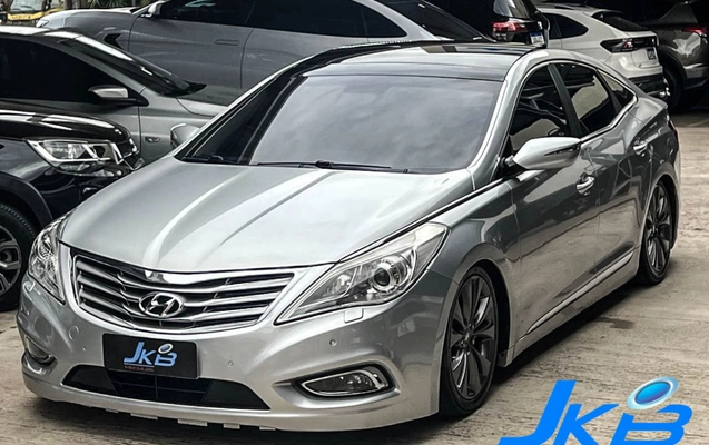 imagem-https://www.socarrao.com.br/sc-vehicle-images-prod/4424757/1792700498648-HZQc4EHj1cIqVnF6Eb4uTIWRyiQBVocZ.jpg