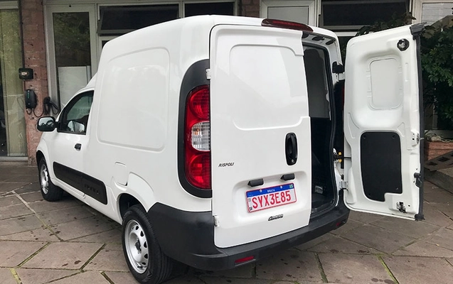 imagem-https://www.socarrao.com.br/sc-vehicle-images-prod/4424792/1792696836129-FtXeT8sLUiioT1523s1f3KagIlgLlLea.jpg